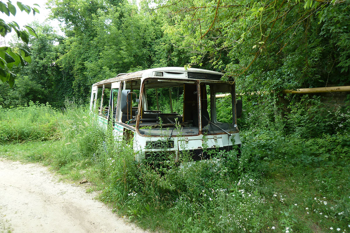  793  57, ,   ,  ()