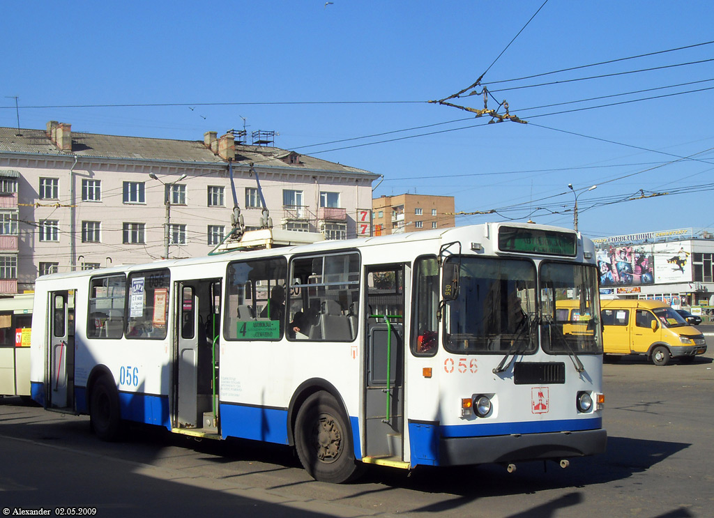 056 056