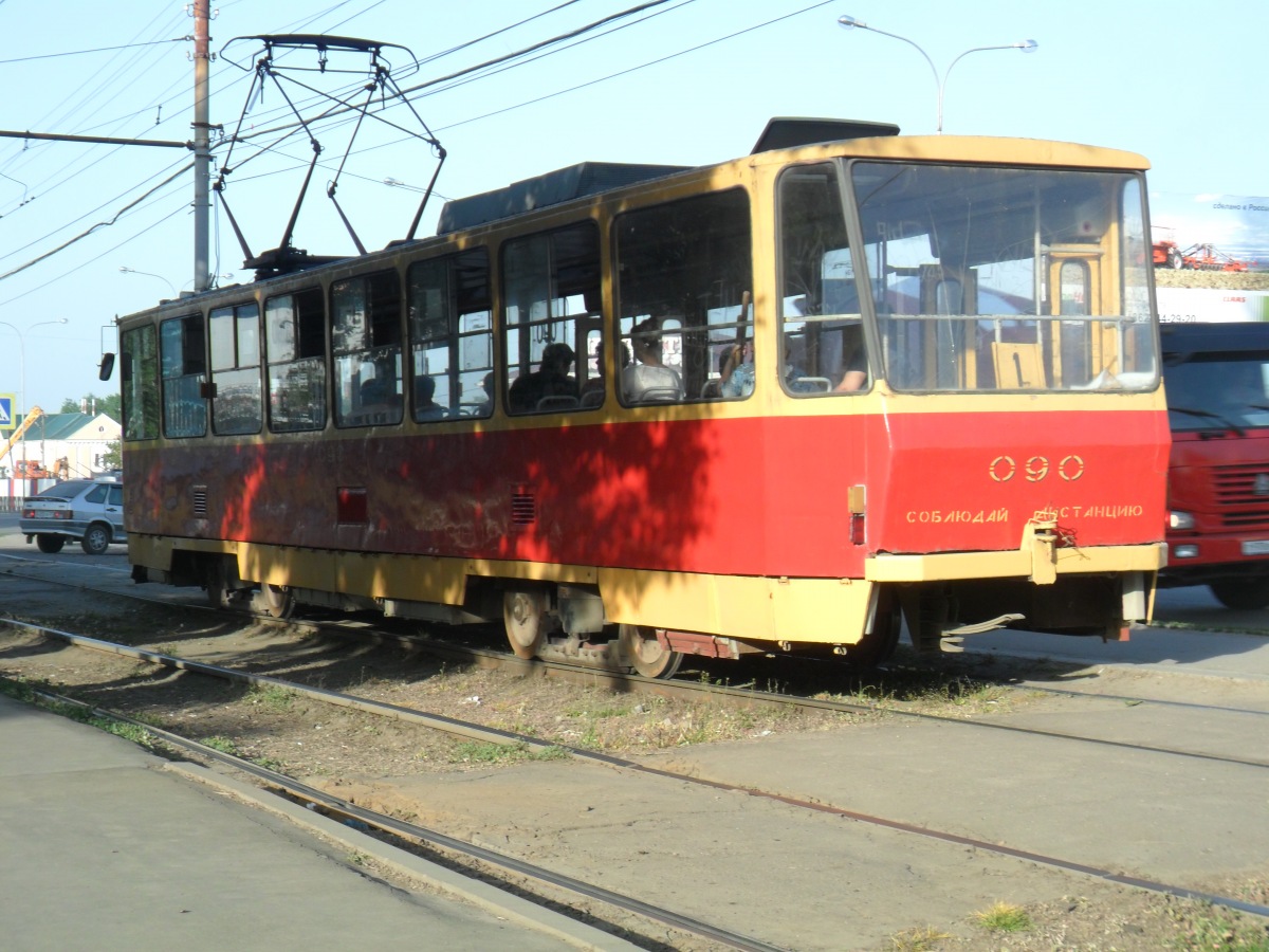 090 090