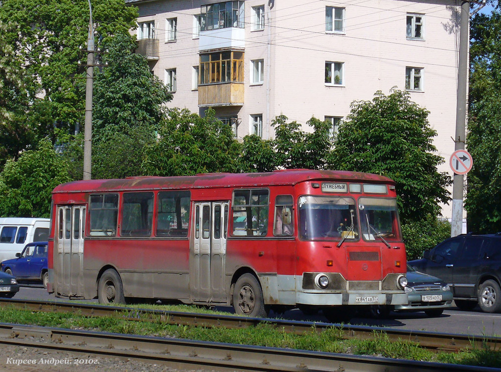  841  57