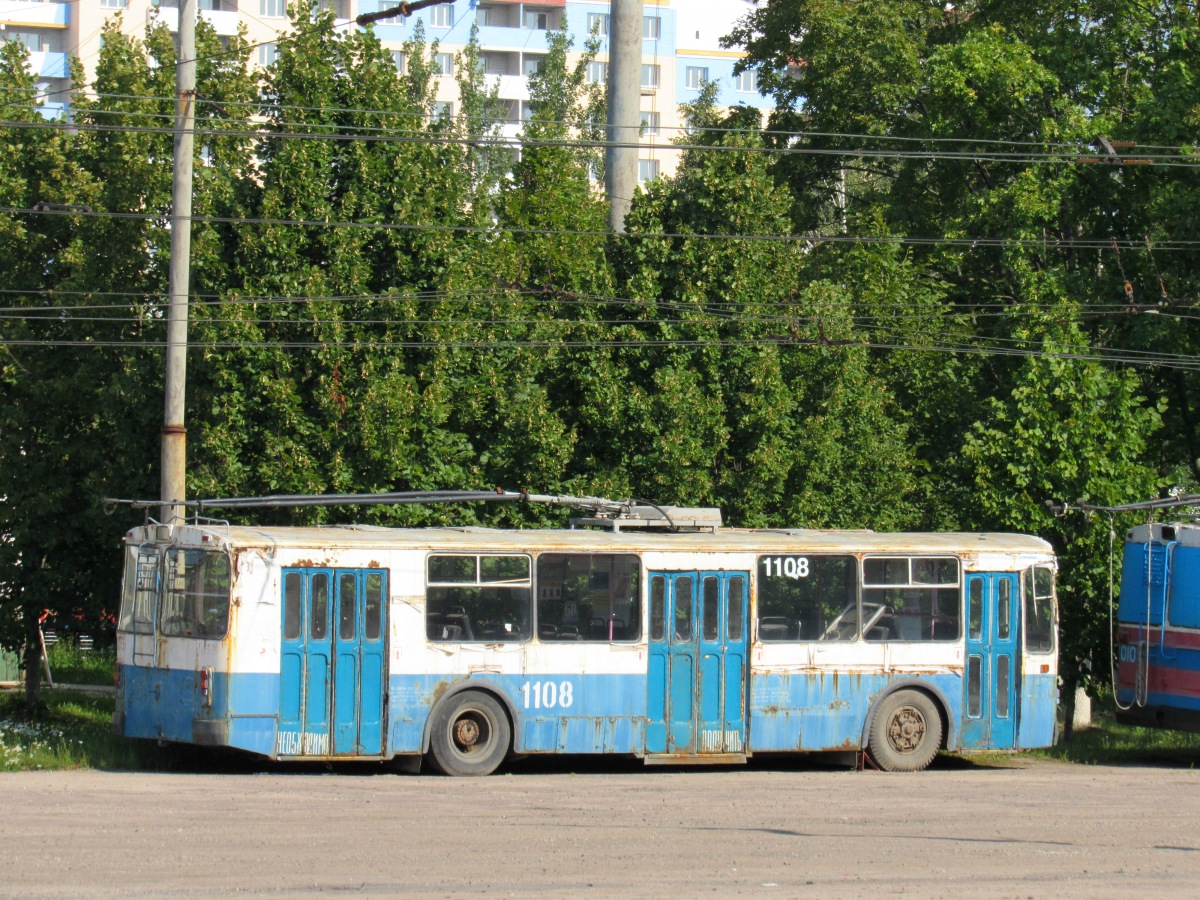 1108