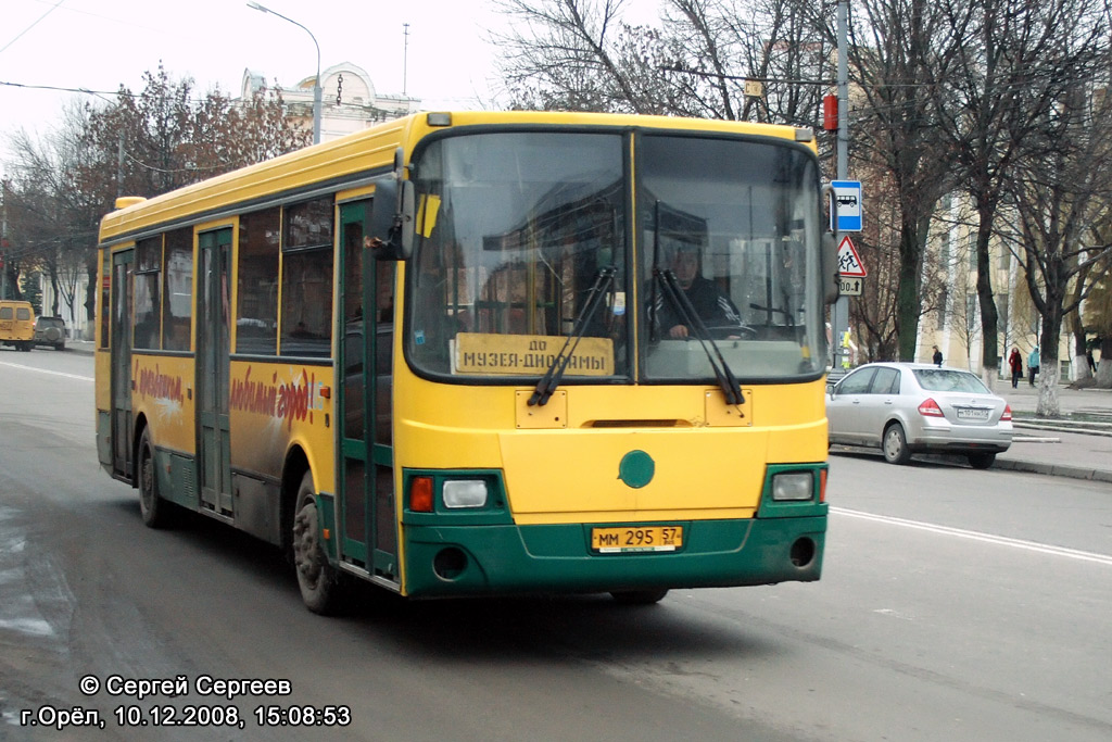 805 805