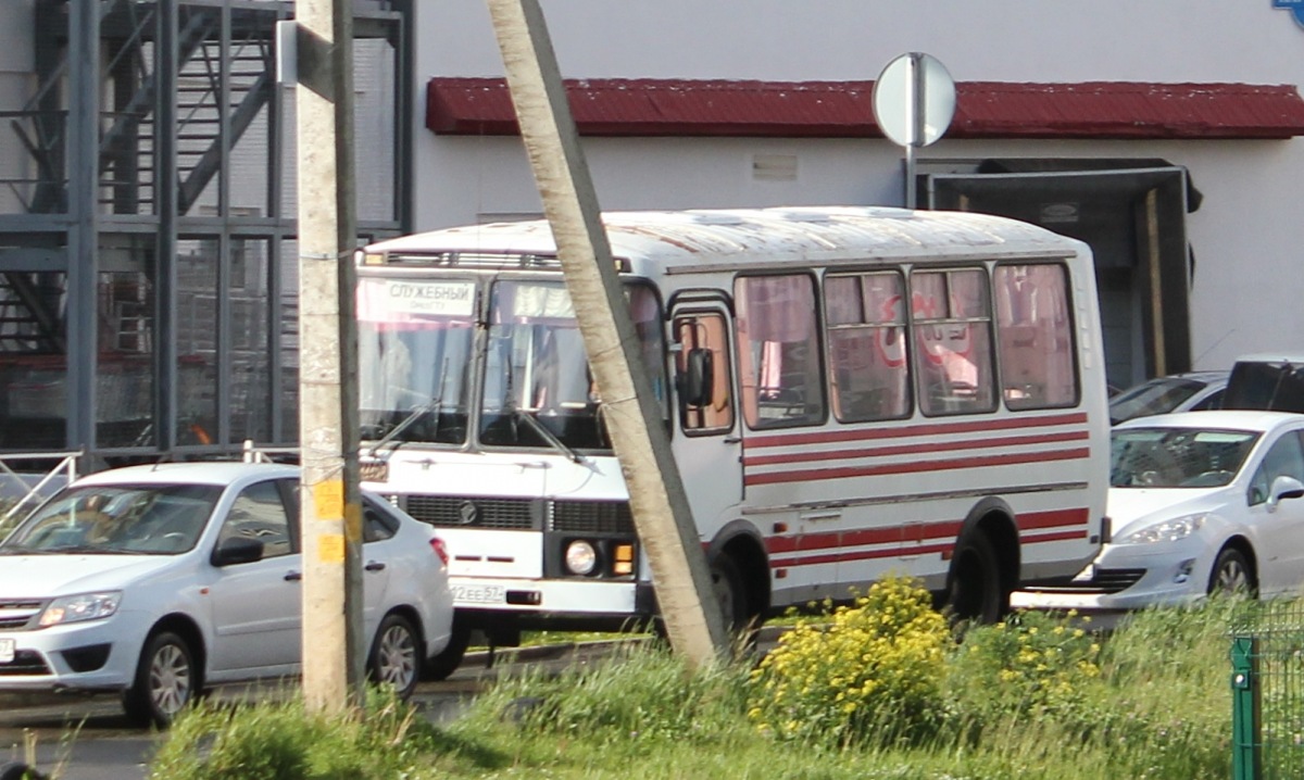  812  57