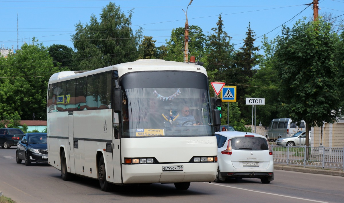  799  750