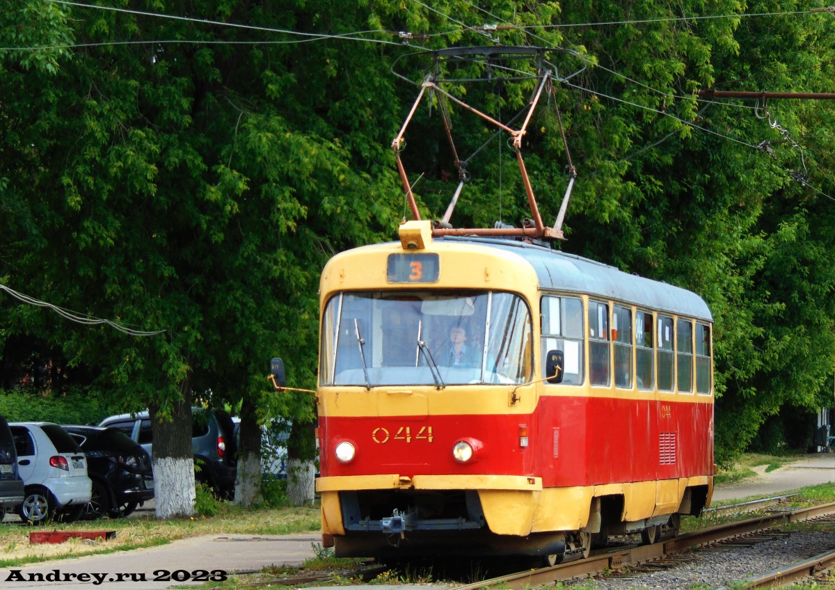 044 044