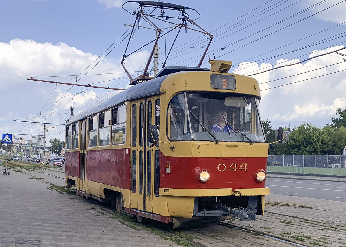 044 044